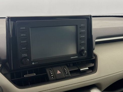 Certified 2020 Toyota RAV4 XLE Premium FWD image 14