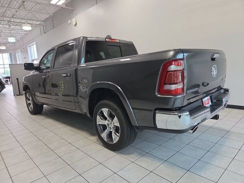 Used 2022 RAM 1500 Laramie AWD/4WD image 5