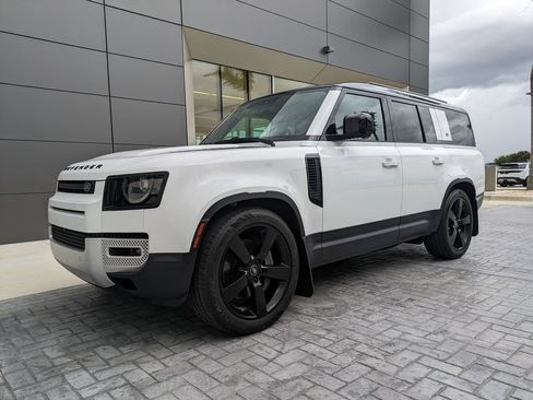 Used 2024 Land Rover Defender 130 S AWD/4WD image 2