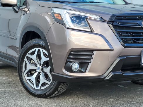 Certified 2023 Subaru Forester Premium image 3