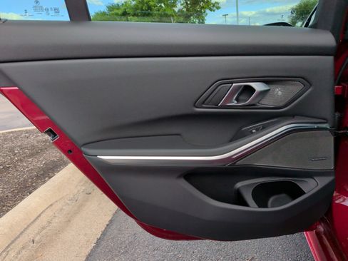 Used 2025 BMW M340i xDrive w/ Premium Package image 38