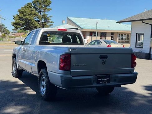 Used 2008 Dodge Dakota ST RWD image 9