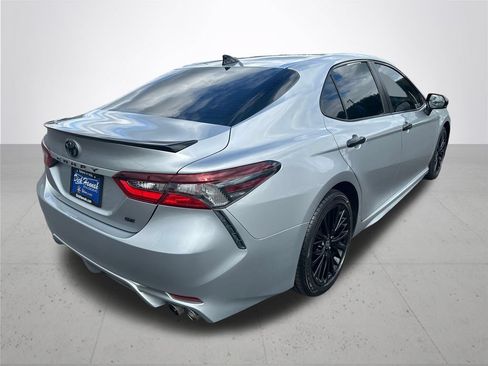 Used 2021 Toyota Camry SE w/ Carpet Mat Package (TMS) FWD image 7
