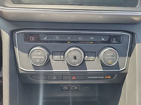 Used 2019 Volkswagen Atlas SE w/ Panoramic Sunroof Package AWD/4WD image 26