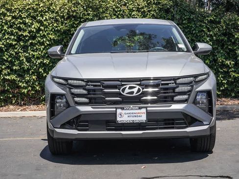 New 2026 Hyundai Tucson SE FWD image 2