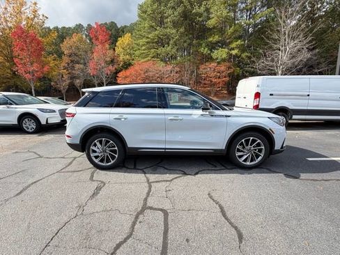 New 2026 Lincoln Corsair Premiere image 6