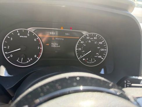 Certified 2022 Nissan Rogue SL w/ SL Premium Package AWD/4WD image 8