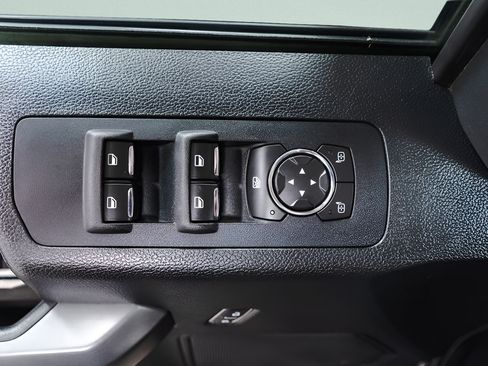 Used 2016 Ford F150 XLT w/ Equipment Group 302A Luxury AWD/4WD image 26