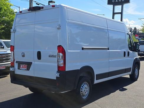Used 2025 RAM ProMaster 2500 w/ Convenience Group FWD image 3