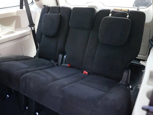 Used 2014 Dodge Grand Caravan SE w/ Quick Order Package 29E SE FWD image 29