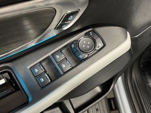 Used 2025 Ford Expedition Platinum w/ Driver's Package image 29