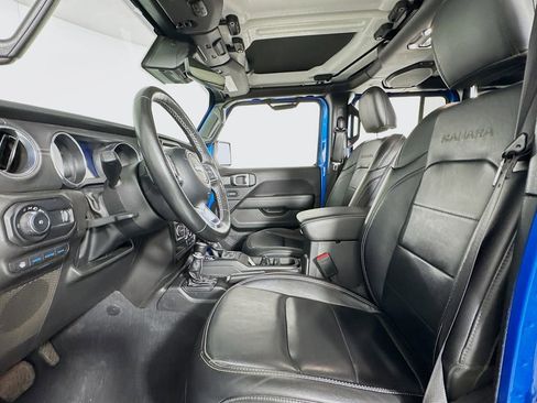 Used 2023 Jeep Wrangler Unlimited Sahara w/ Cold Weather Group image 12