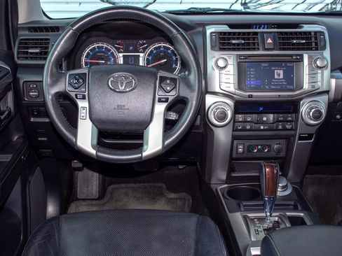 Used 2014 Toyota 4Runner Limited image 13