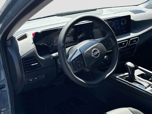 New 2026 Nissan Sentra SV FWD image 12