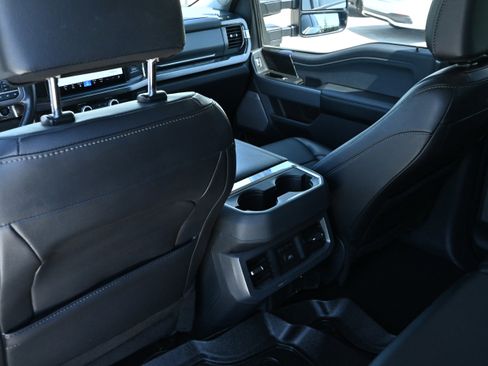 Used 2024 Ford F250 Lariat w/ Tremor Off-Road Package AWD/4WD image 14