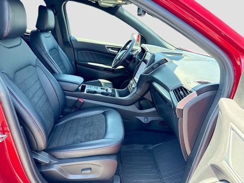 Certified 2024 Ford Edge ST-Line AWD/4WD image 31