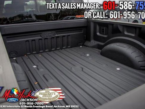 New 2026 Ford F250 Lariat w/ Black Appearance Package image 7