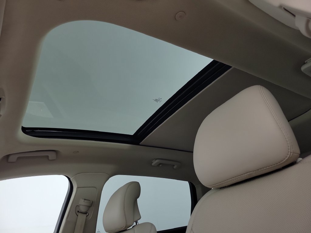 Used 2019 Lincoln Nautilus Reserve FWD image 19