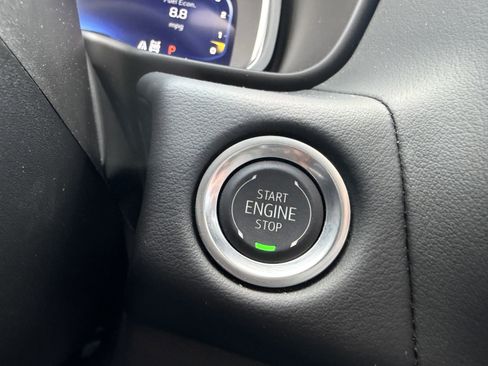 Used 2024 Chevrolet Tahoe High Country w/ Premium Package image 33