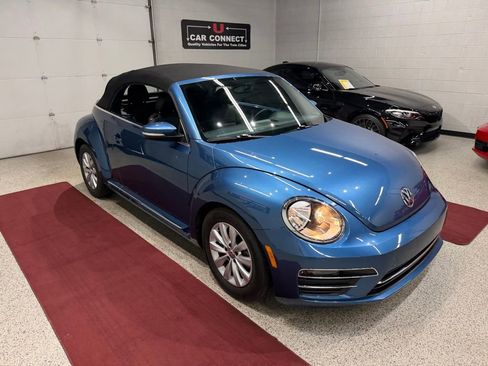 Used 2019 Volkswagen Beetle 2.0T S FWD image 57