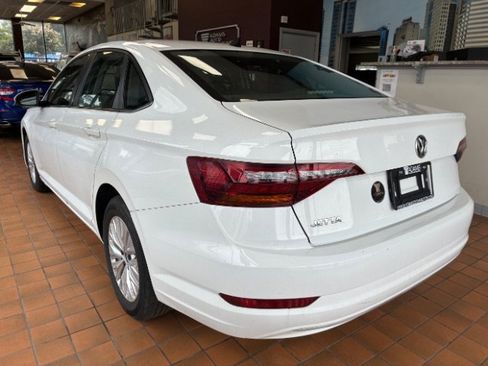 Used 2019 Volkswagen Jetta SE FWD image 7