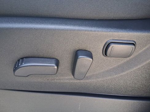 New 2026 Nissan Frontier SV image 24