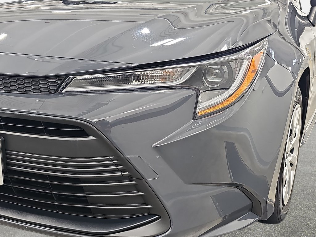 Used 2024 Toyota Corolla LE FWD image 33