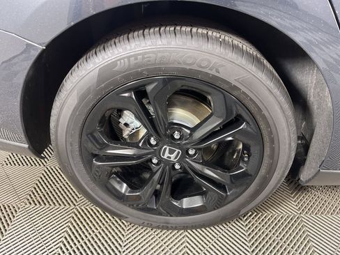 Used 2025 Honda Accord SE image 16