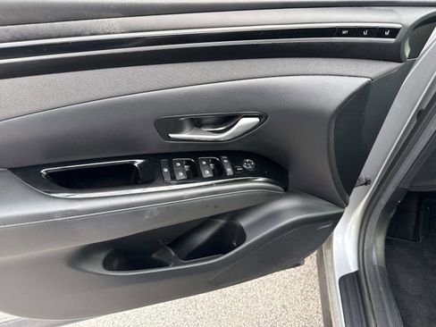 Used 2022 Hyundai Tucson Limited image 19