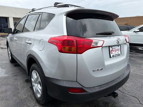 Used 2014 Toyota RAV4 LE FWD image 4