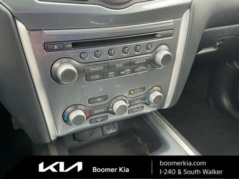 Used 2020 Nissan Pathfinder SL image 23