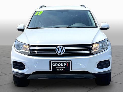 Used 2017 Volkswagen Tiguan Limited FWD image 3