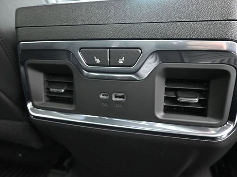 New 2026 Chevrolet Silverado 1500 LTZ w/ Z71 Off-Road Package AWD/4WD image 9
