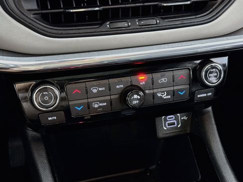 Used 2022 Jeep Compass Limited w/ Elite Group image 20