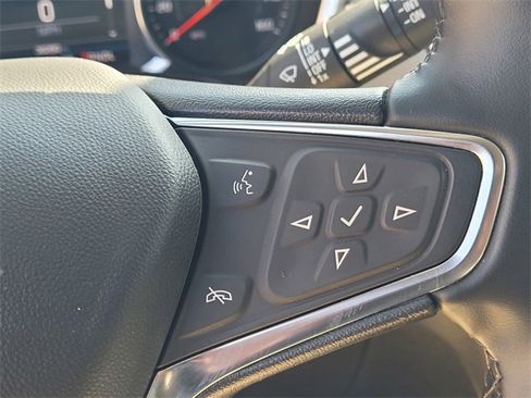 Used 2024 Chevrolet Equinox LT image 15