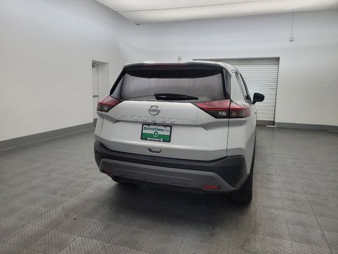Used 2021 Nissan Rogue SV FWD image 7