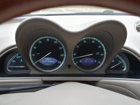 Used 2004 Mercedes-Benz SL 500 w/ Comfort Pkg image 36