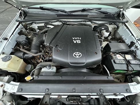 Used 2013 Toyota Tacoma 4x4 Access Cab V6 image 15