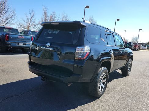 Used 2019 Toyota 4Runner TRD Off-Road image 3