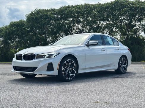 New 2026 BMW 330i xDrive Sedan w/ Premium Package AWD/4WD image 3