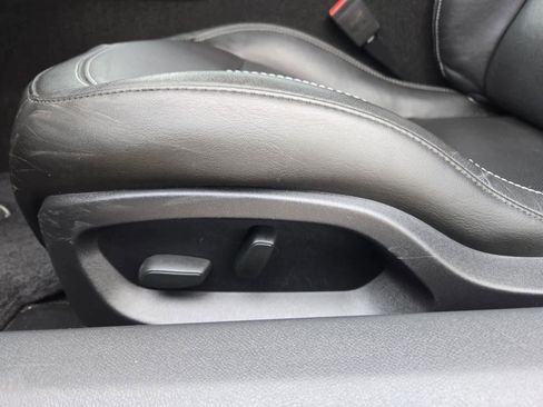 Used 2016 Chevrolet Corvette Stingray Coupe w/ Battery Protection Package image 15