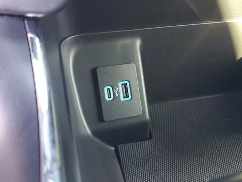 Used 2024 Ford F150 STX w/ STX Black Appearance Package RWD image 8