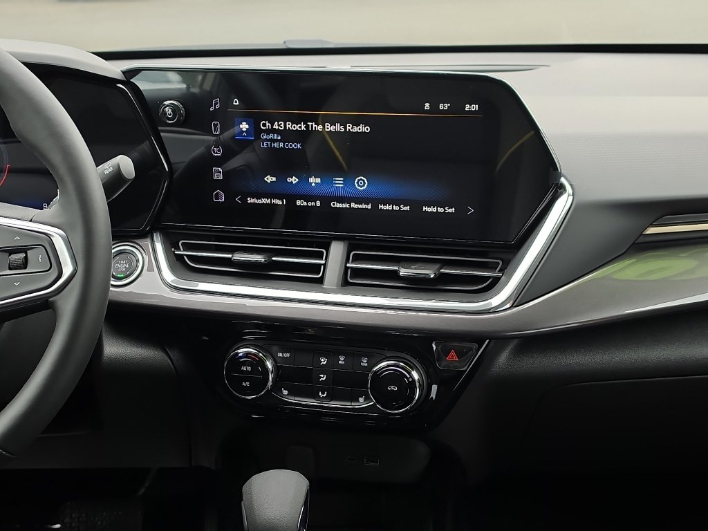 New 2026 Chevrolet Trax ACTIV w/ Driver Confidence Package FWD image 23
