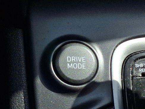 Used 2019 Hyundai Kona SEL AWD/4WD image 26