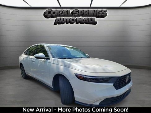 Used 2023 Honda Accord EX image 1