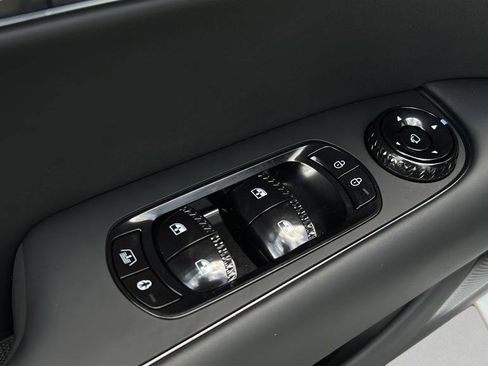 New 2026 Genesis G90 3.5T Prestige image 10