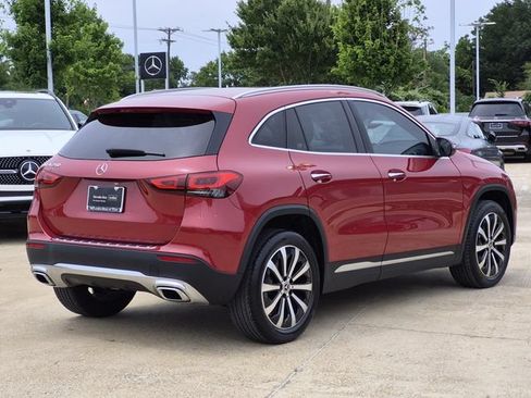 Certified 2023 Mercedes-Benz GLA 250 w/ Premium Package image 6