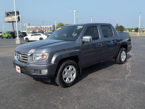 Used 2014 Honda Ridgeline RTS image 3