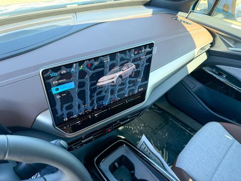 New 2026 Volkswagen ID.4 Pro RWD image 18