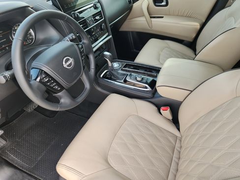 Used 2022 Nissan Armada Platinum w/ Captain's Chairs Package RWD image 14